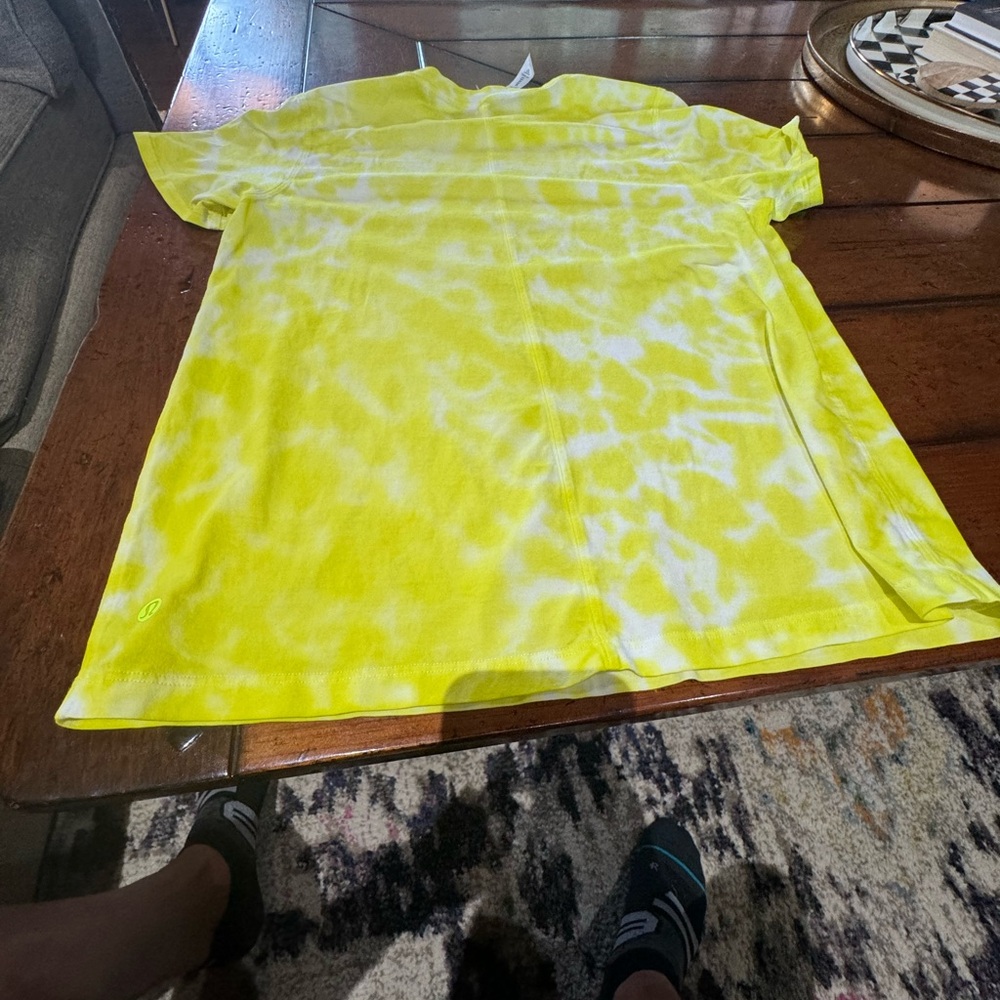 Lululemon shirt